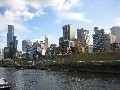 Melbourne: Häuser am Fluss